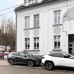 Wygodny Postoj Z Parkingiem