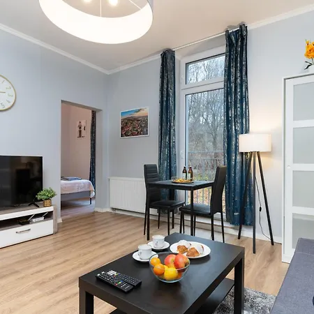 Wygodny Postoj Z Parkingiem Апартаменты