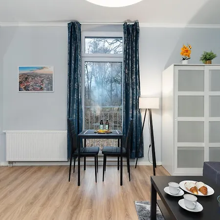 Wygodny Postoj Z Parkingiem Апартаменты *