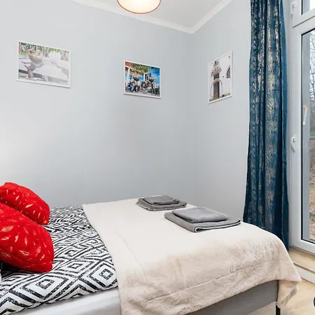 Wygodny Postoj Z Parkingiem Апартаменты Бельско-Бяла