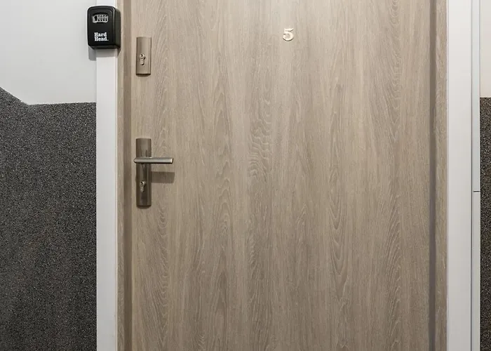 Wygodny Postoj Z Parkingiem